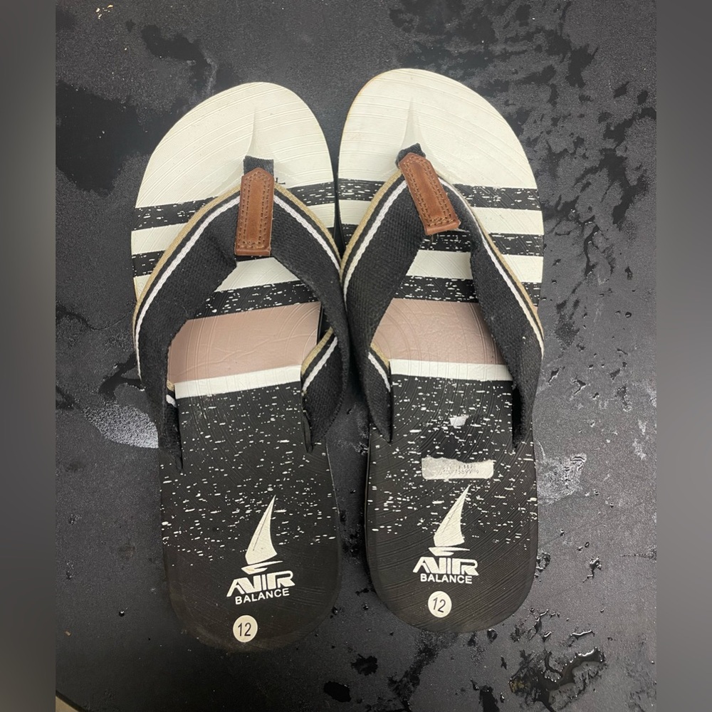 Air Balance  Flip Flops Black/brown   Sandals Men's Size  12